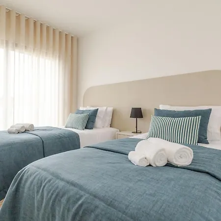 Paraiso Da Foz - By Sch * Фош-ду-Арелью